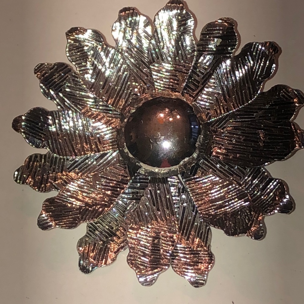 Elegant Silver Tone Vintage Boho Flower Brooch